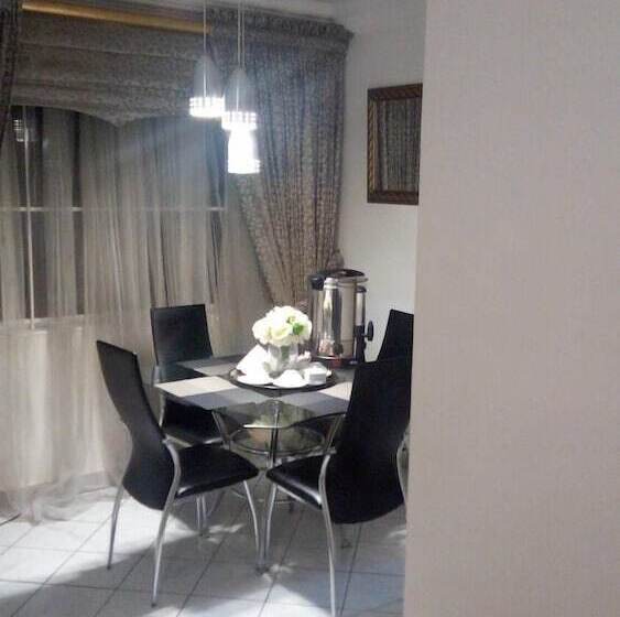 ベッドアンドブレックファースト Bruno Comfort Suites