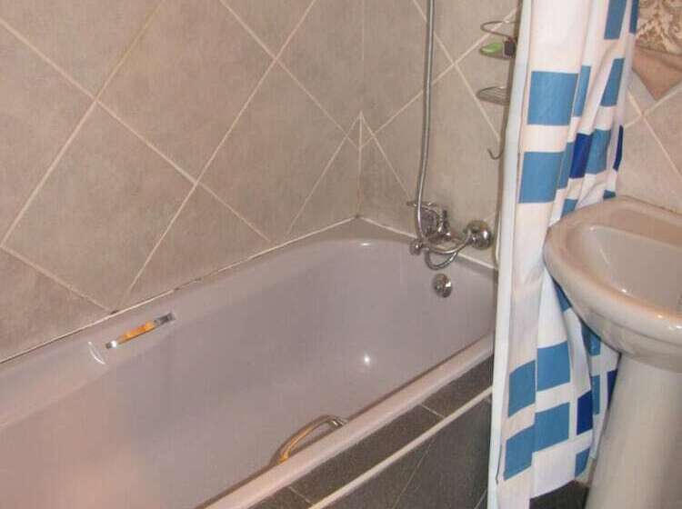 ベッドアンドブレックファースト Bruno Comfort Suites