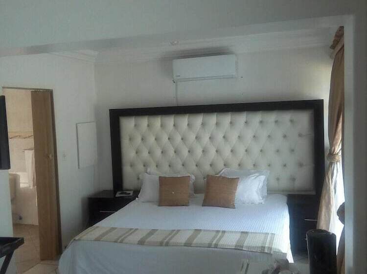 ベッドアンドブレックファースト Bruno Comfort Suites