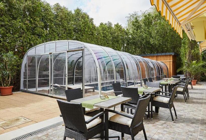 Nocleg ze śniadaniem Gold House Pension