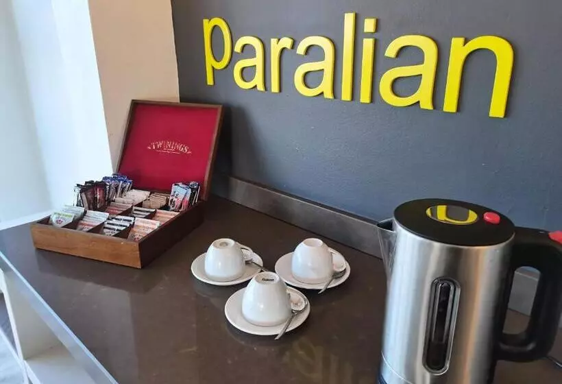 Aamiaismajoitus (B&B) The Paralian Exclusive Guest House