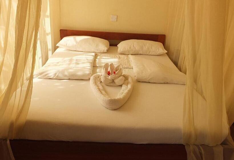 هتل Afrika Lodges