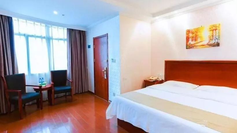 Hotelli Greentree Inn Zhejiang Shaoxing Paojiang Industrial Park Tanggong Road Business