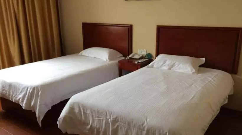 Hotelli Greentree Inn Zhejiang Shaoxing Paojiang Industrial Park Tanggong Road Business