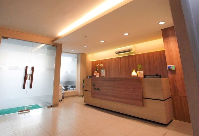 Otel Legreen Suite Kuningan