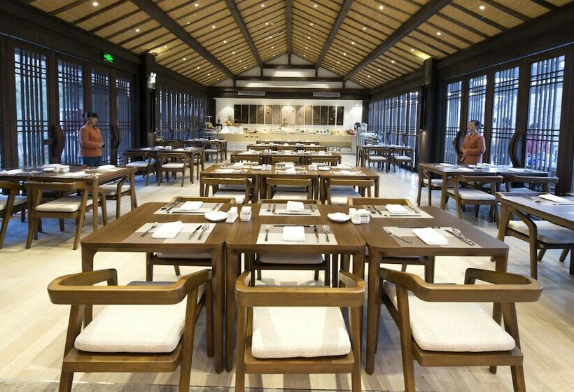 ホテル Ven Courtyard