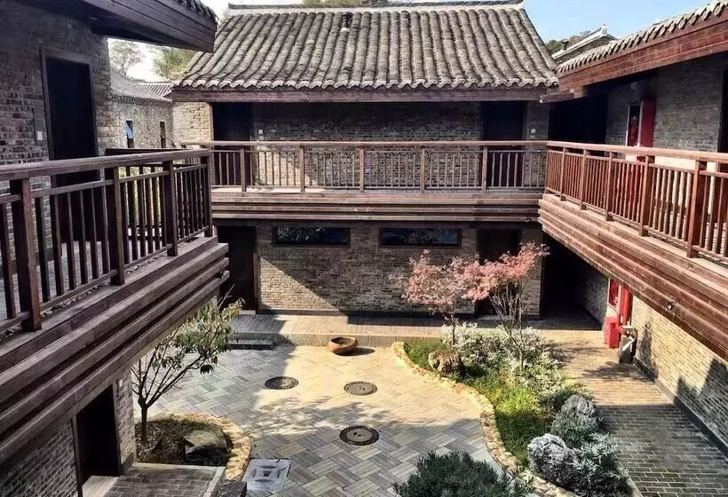 هتل Ven Courtyard