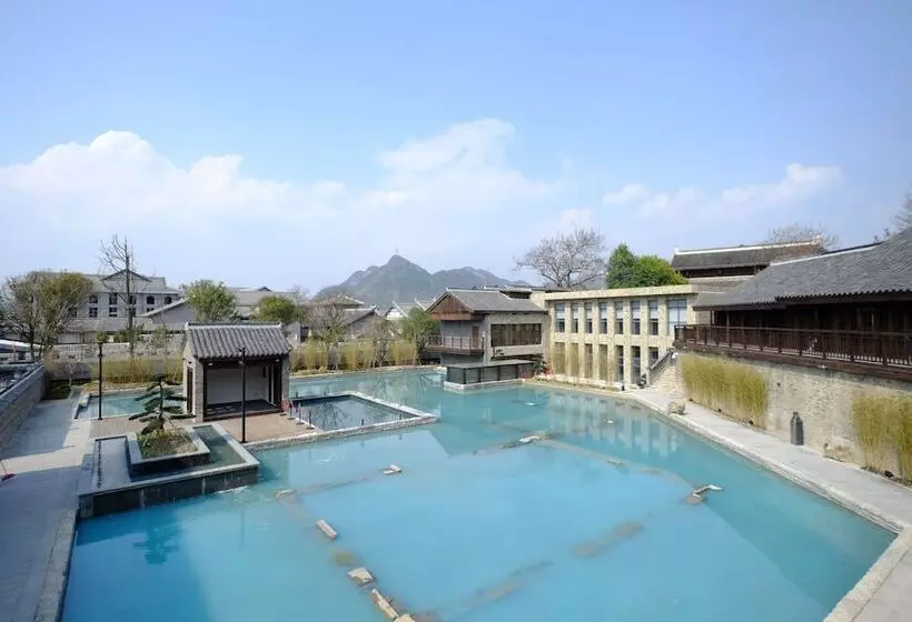هتل Ven Courtyard