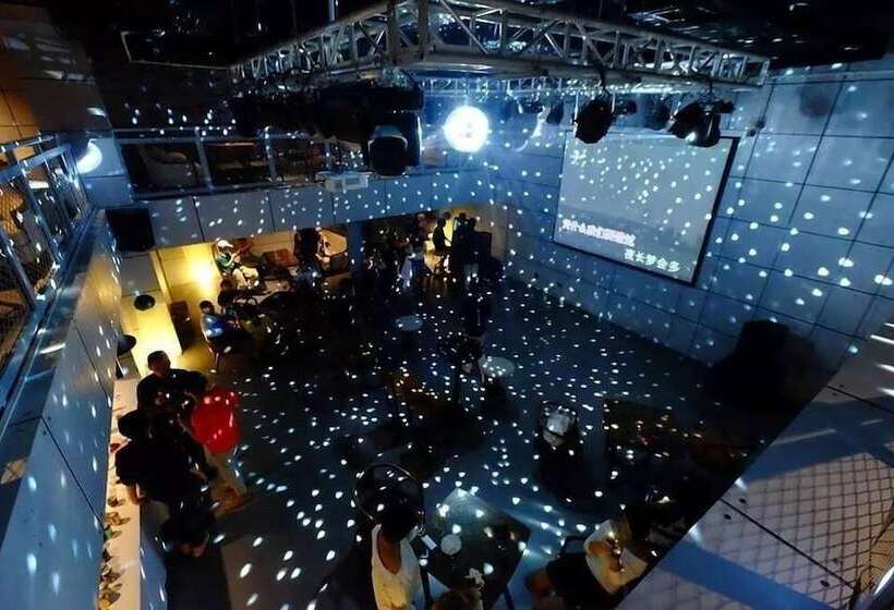 ホテル Ven Courtyard