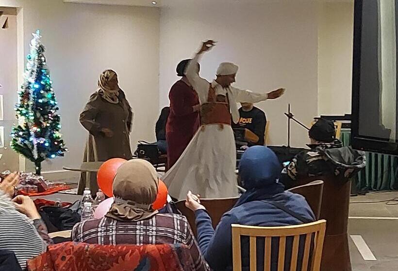 استراحتگاه Mousa Coast Hotel & Spa