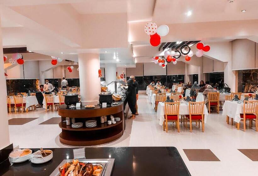 استراحتگاه Mousa Coast Hotel & Spa