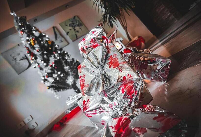 استراحتگاه Mousa Coast Hotel & Spa