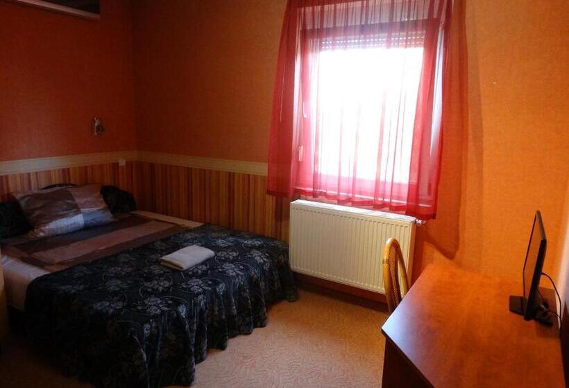 צימר Budai Panzió