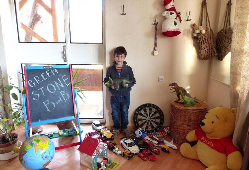 تختخواب و صبحانه Green Stone Boutique