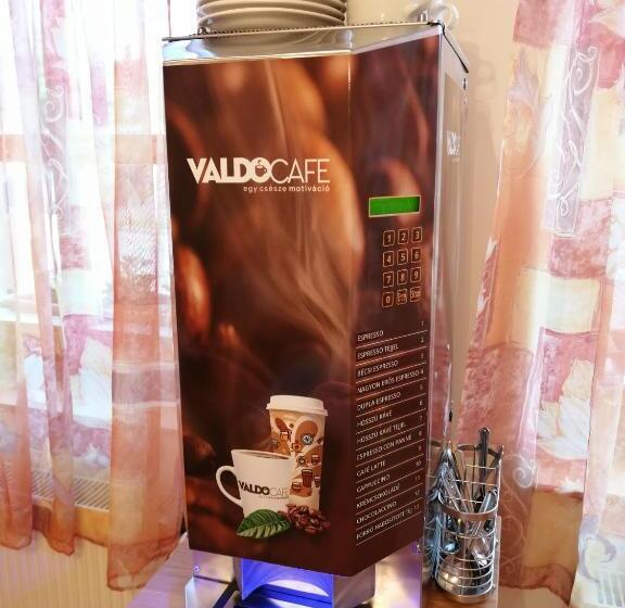 住宿加早餐  Karpatia Panzio