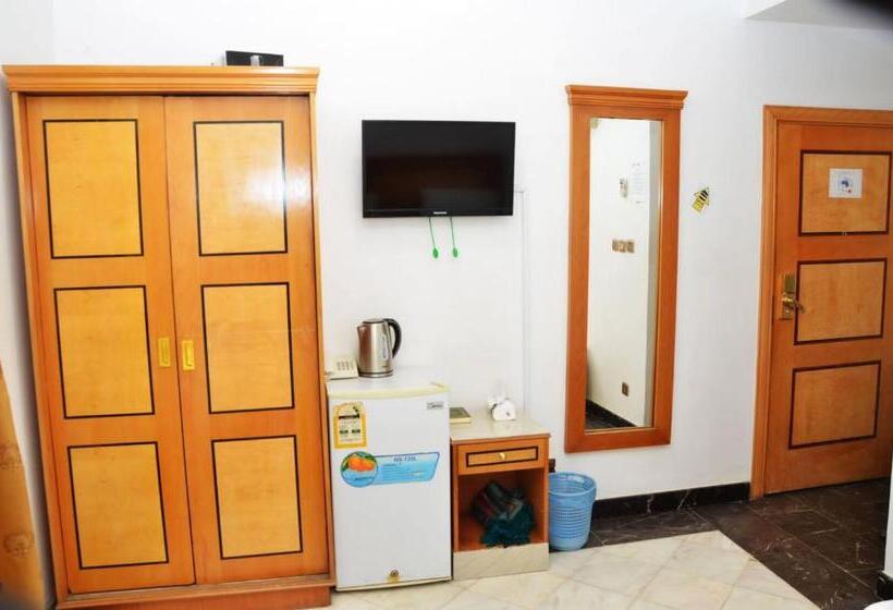 ホテル Hamad Saif Batal