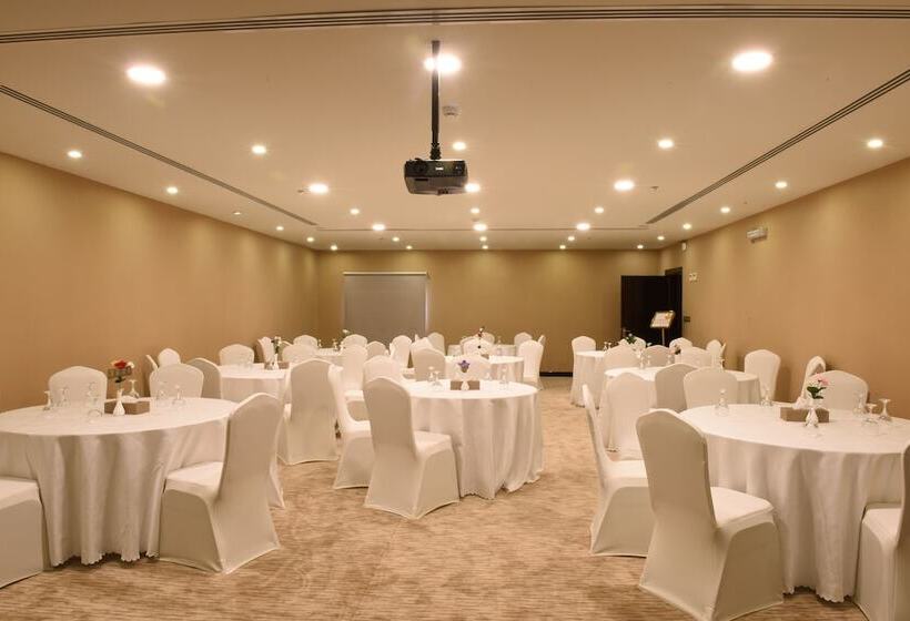 فندق Garden Plaza