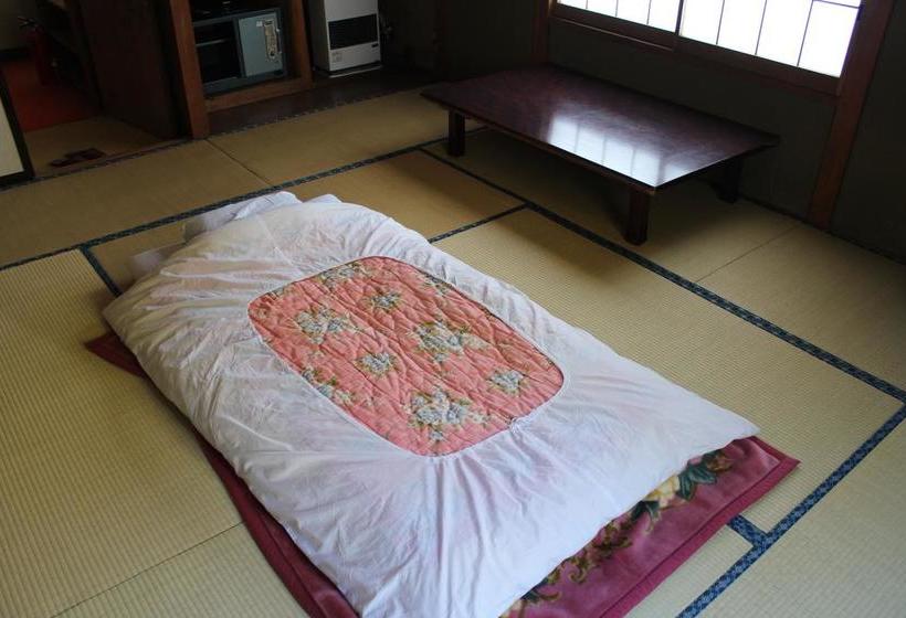 בית מלון כפרי Gengo