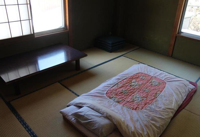 בית מלון כפרי Gengo