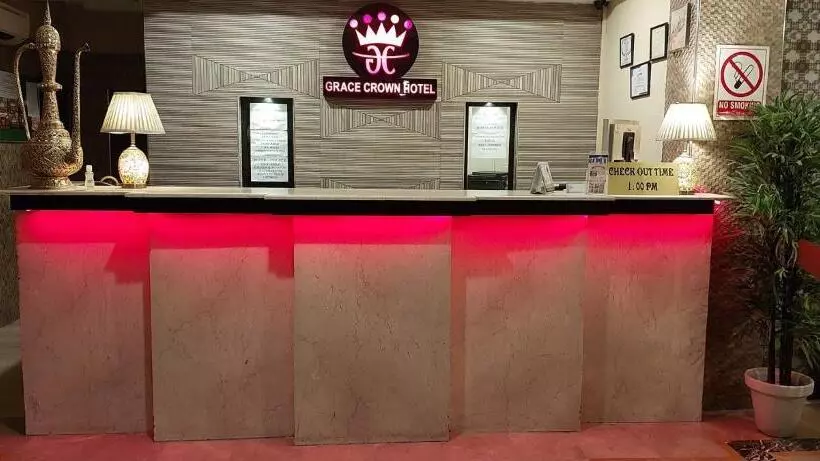 هتل Grace Crown