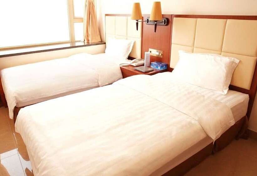 هتل Grand Harbour