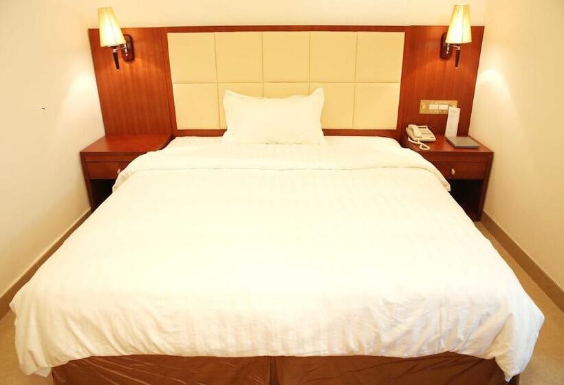 هتل Grand Harbour