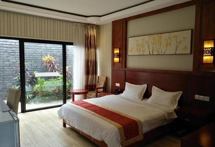 هتل Hôtel Des Jardins