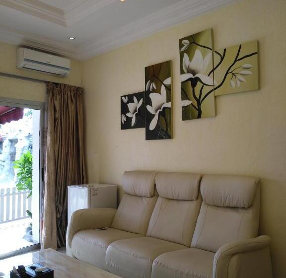 هتل Hôtel Des Jardins