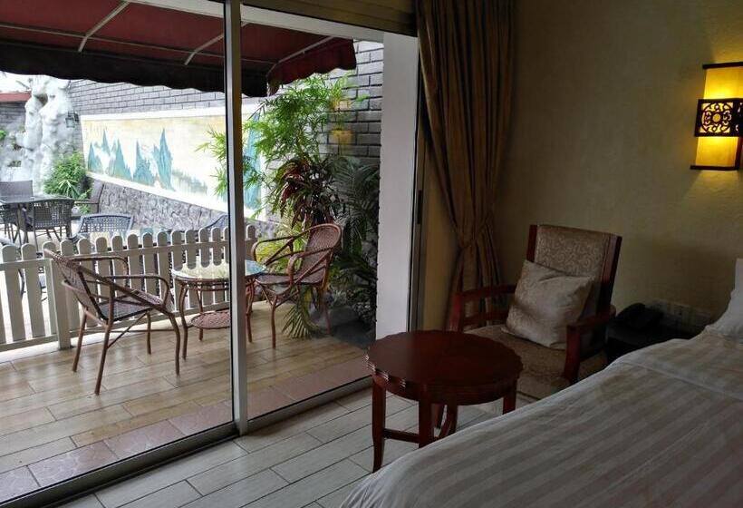 هتل Hôtel Des Jardins