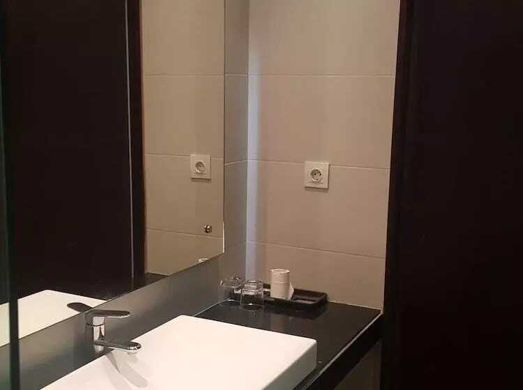 Hotel Kharisma