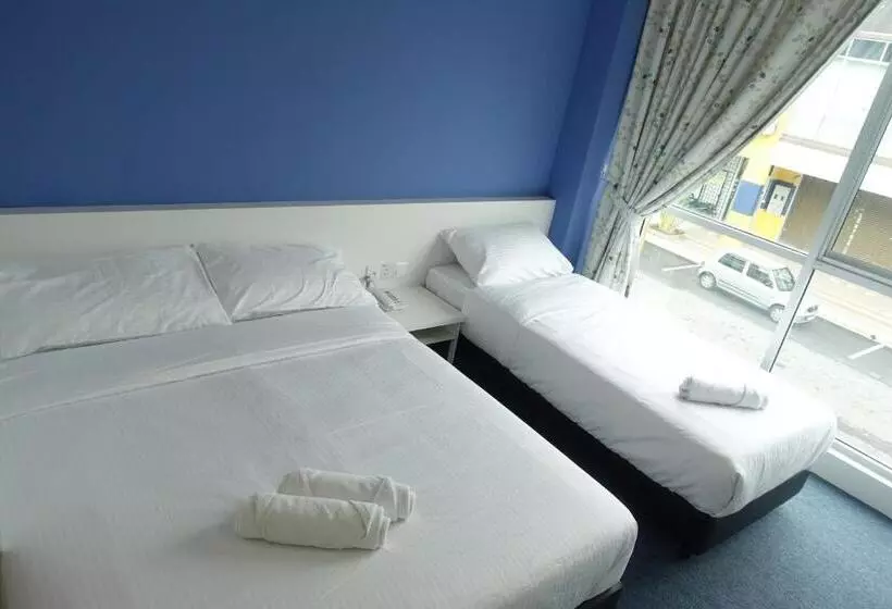 هتل Lodge 10