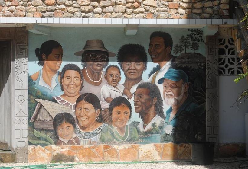 هتل Sea Front Inn