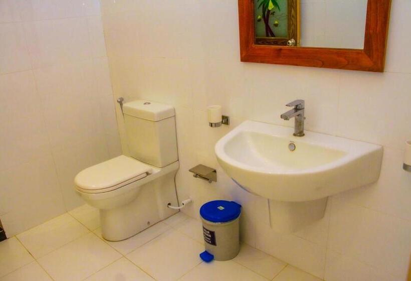 Sigiriya Water Cottage