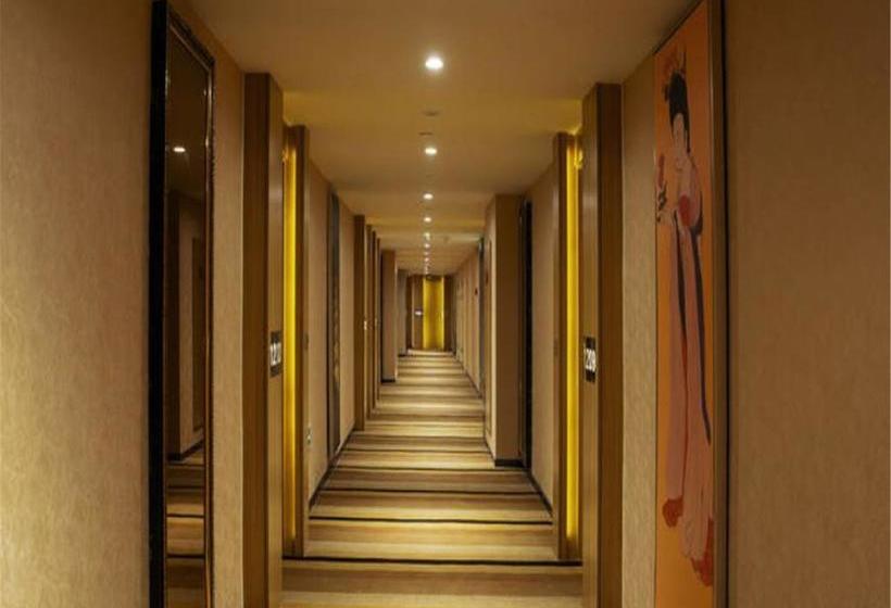 Hotel Starway  Xi An North Railway Station