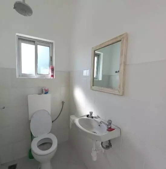 Watamu Beach Cottages B&b