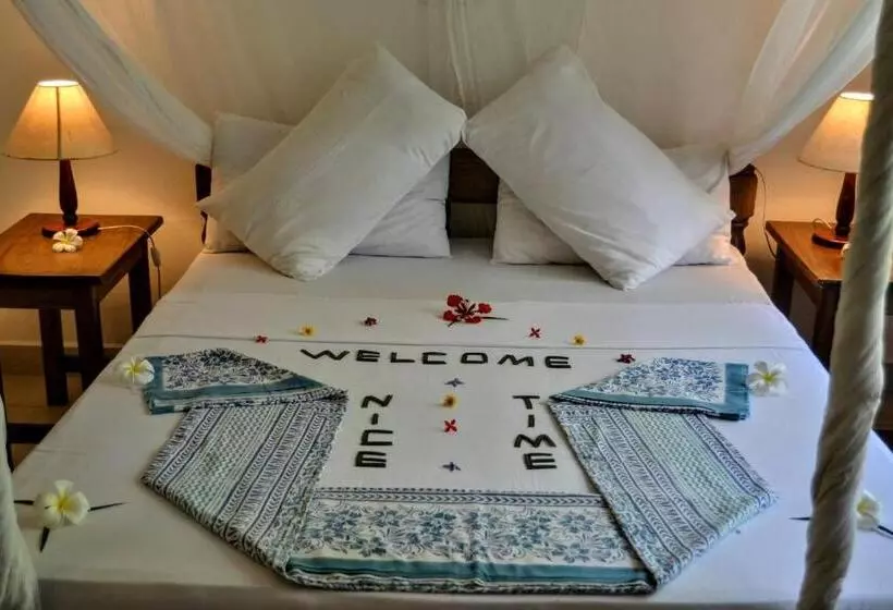 Watamu Beach Cottages B&b