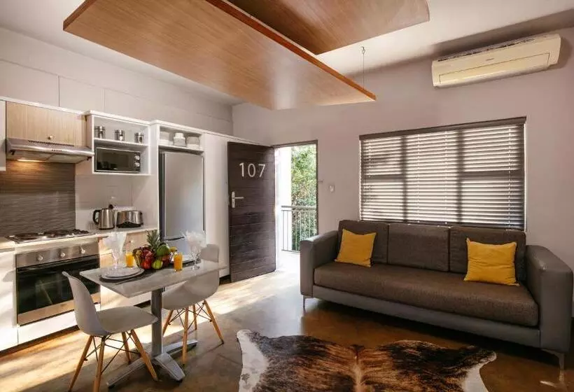 Akanani Apartments