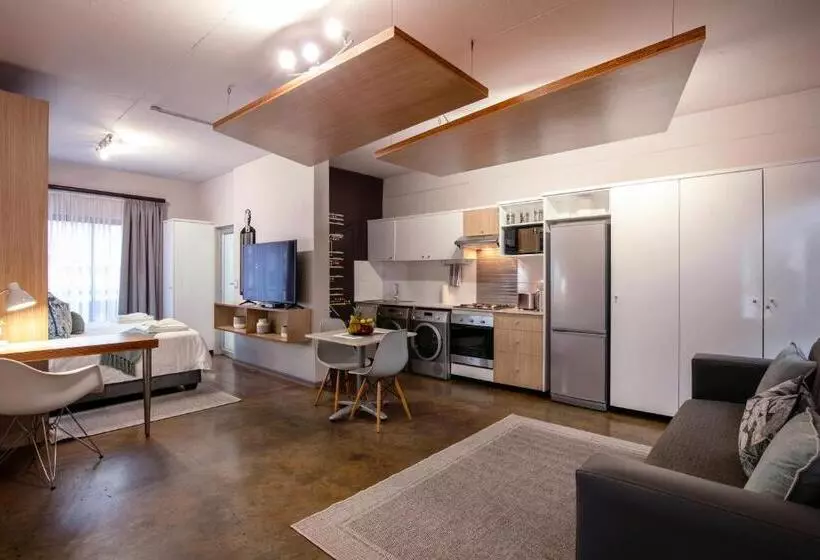Akanani Apartments