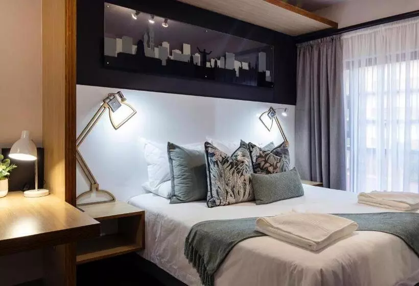 Akanani Apartments