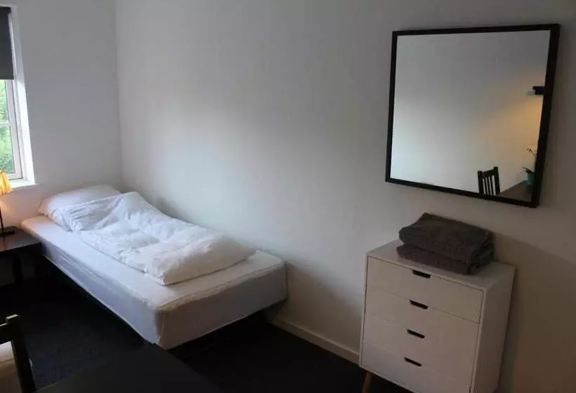Bed and Breakfast Close But Quiet