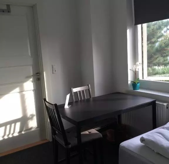 Bed and Breakfast Close But Quiet
