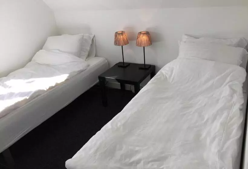 Bed and Breakfast Close But Quiet