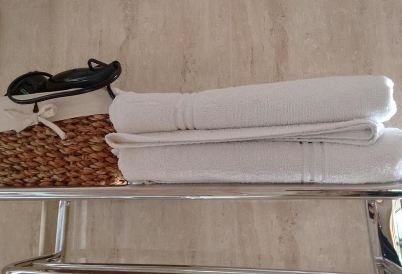 هتل Boutique Cabernet