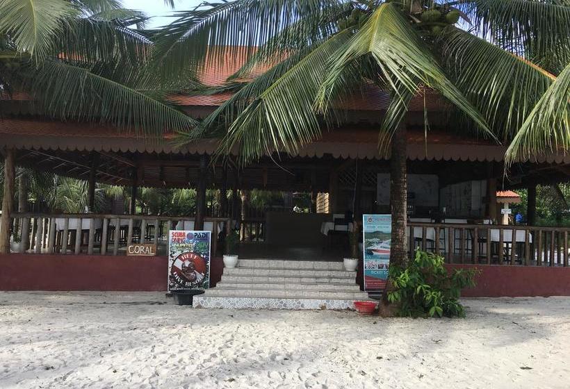 אתר נופש Malibu Hostel