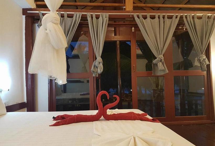 אתר נופש Malibu Hostel