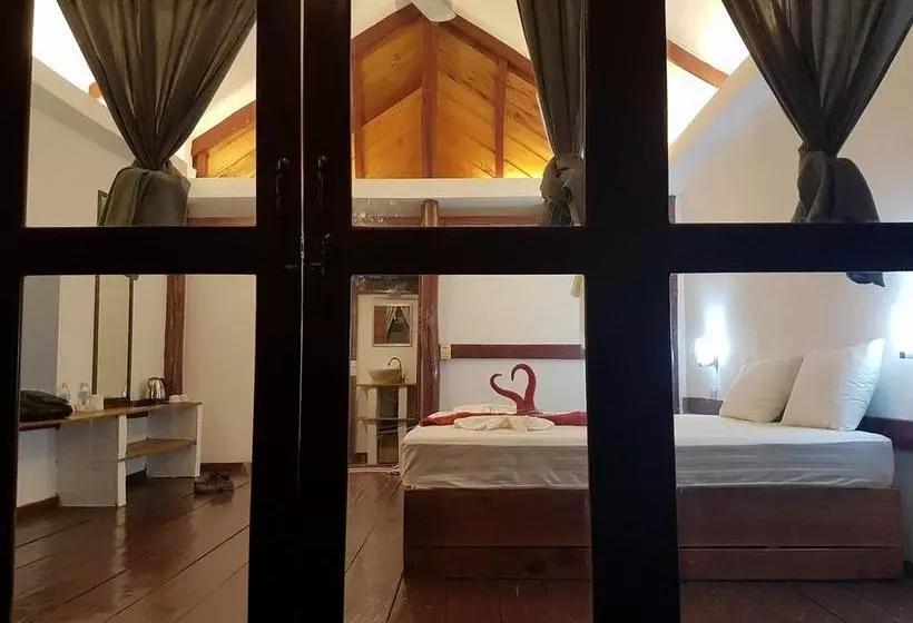 リゾートホテル Malibu Hostel