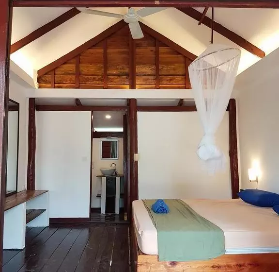 リゾートホテル Malibu Hostel
