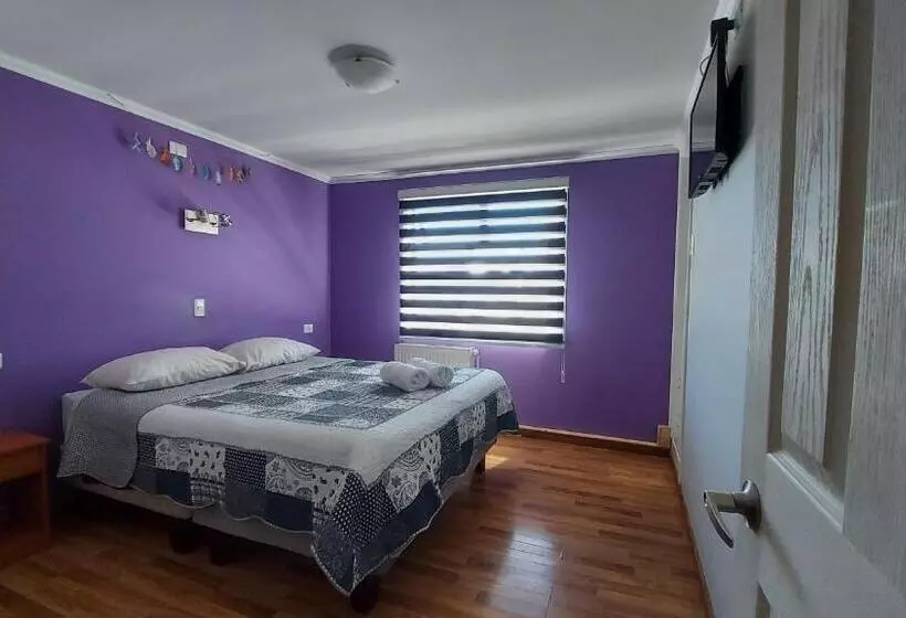 Hostal La Base