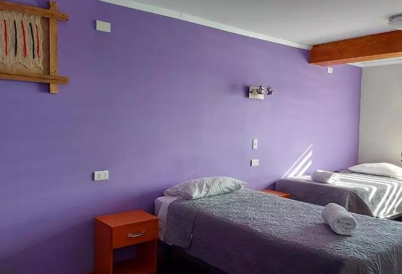 Hostal La Base
