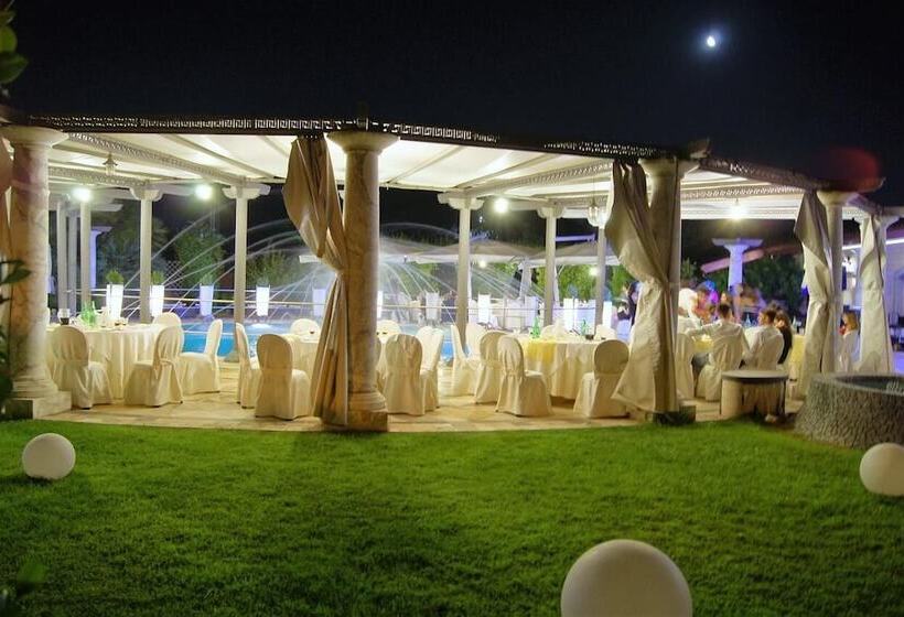 פונדק Villa Masseria Marini